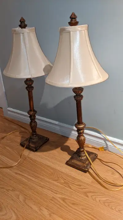 Two classic table lamps in good condition. Bell Shade for Living Room, Bedroom. Measurements ( L x W...