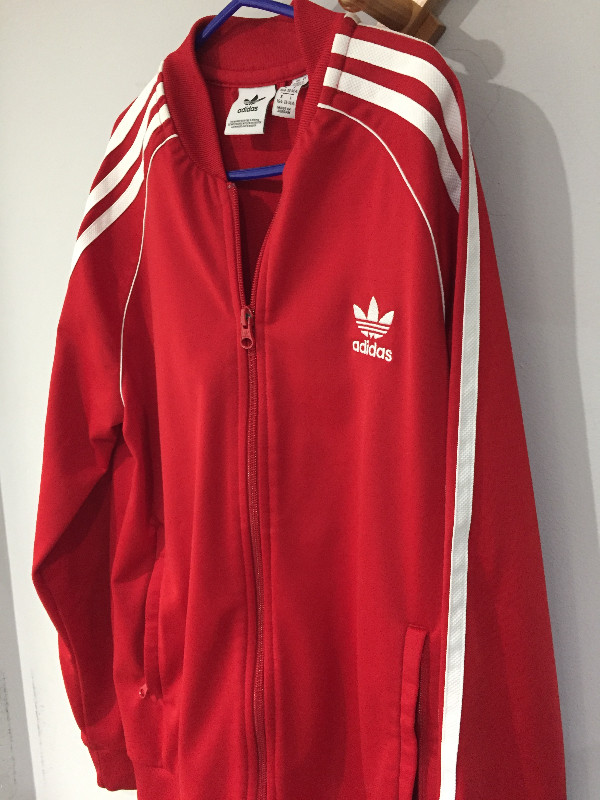 adidas jacket youth size 13-14 Like NEW condition $25 in Kids & Youth in City of Toronto - Image 2
