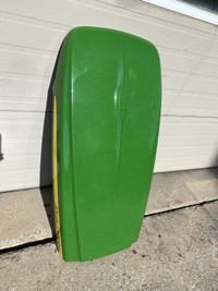 JOHN DEERE 5E SERIES HOOD PANEL PART# R265080