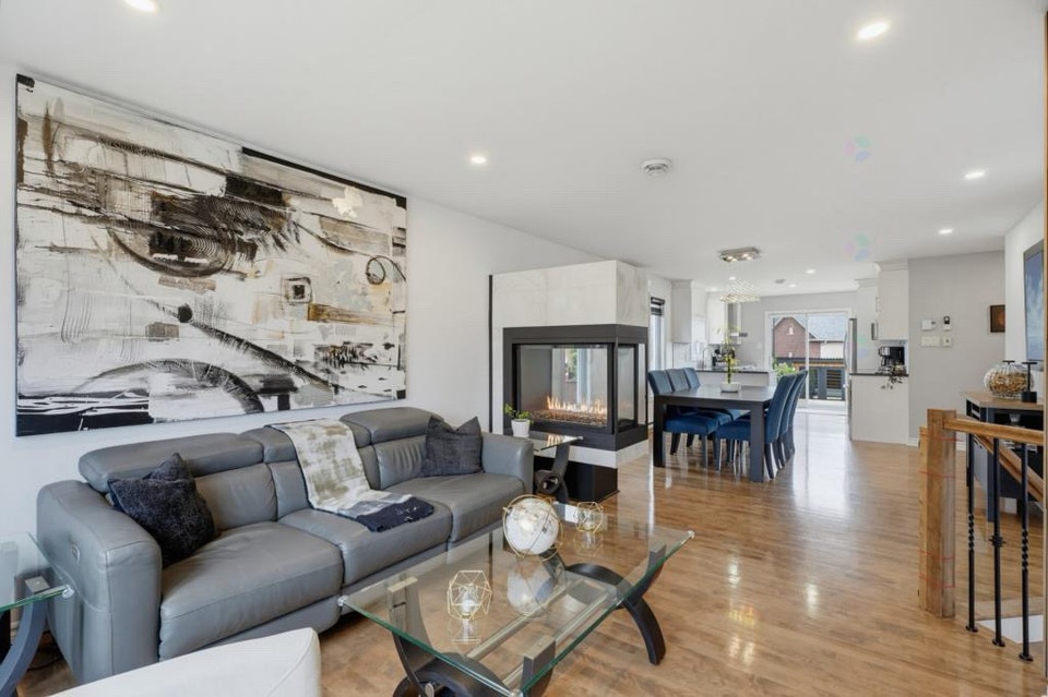 Maison 3 chambres à Gatineau – Spa, piscine, garage fermé 5