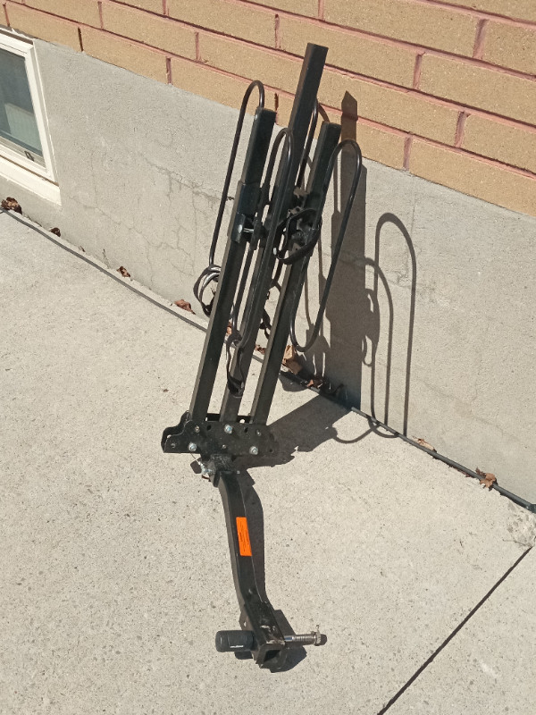 Hitch mount bicycle carrier for car in Other in Peterborough - Image 3