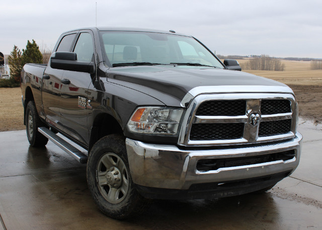 2016 Dodge Ram 3500 in Cars & Trucks in Red Deer - Image 3