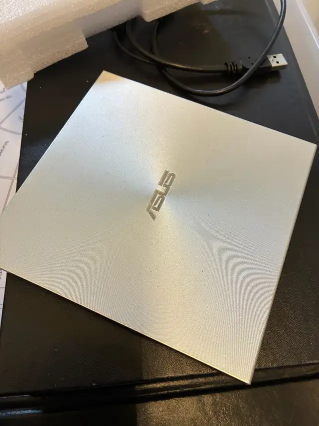 ASUS ZenDrive in Laptop Accessories in Kitchener / Waterloo - Image 6