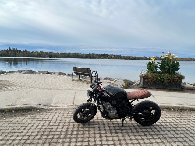 2004 Honda CB600F, Cafe in Sport Touring in Markham / York Region - Image 2