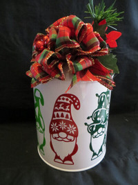 Gnome Christmas Decorative Tin - REDUCED