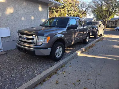 2013 Ford F150 xlt supercab 2wd 3.7l V6. 190000km. Was used as a farm work truck. Runs and drives go...