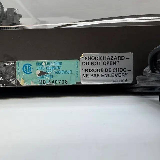 Dual CS 514 Semi-Automatic Belt Drive Turntable Germany Tested  in Stereo Systems & Home Theatre in City of Toronto - Image 8