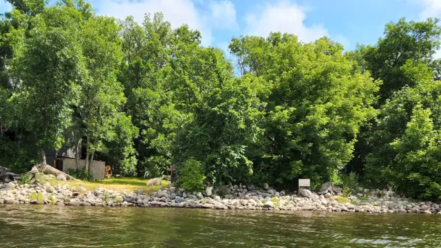 CROOKED LAKE TITLED LAKEFRONT LOT63738355598721121