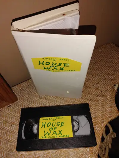 Vintage VHS tape... selling as a blank................ HOUSE OF WAX...1953 Classic Horror.... Starri...