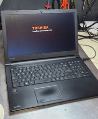 Toshiba Satellite Pro Laptop R50-B (4GB RAM, i3 1.70Ghz, 500GB)