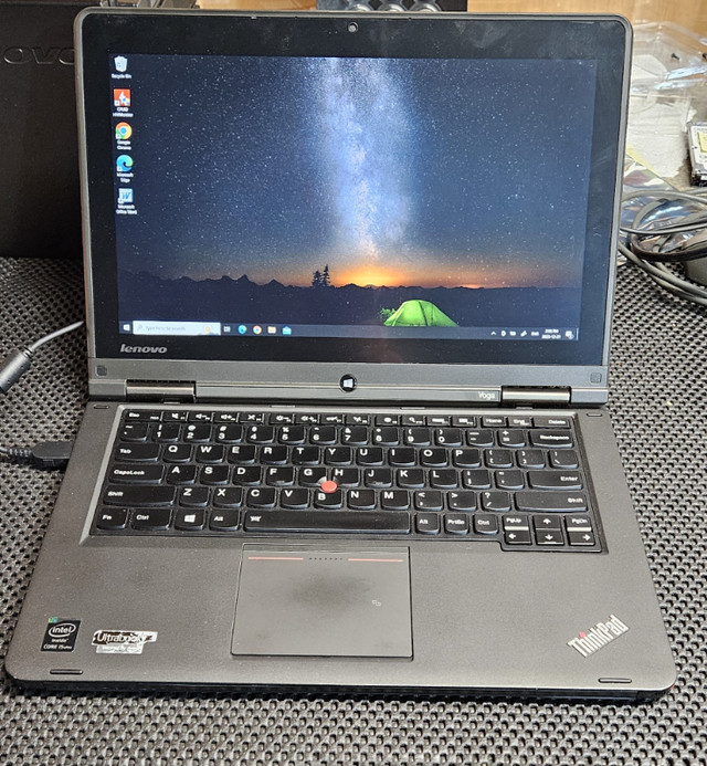 Lenovo Yoga Laptop 12.5"i5-500GB SSD-4GB-Windows 10 Pro in Laptops in Oshawa / Durham Region