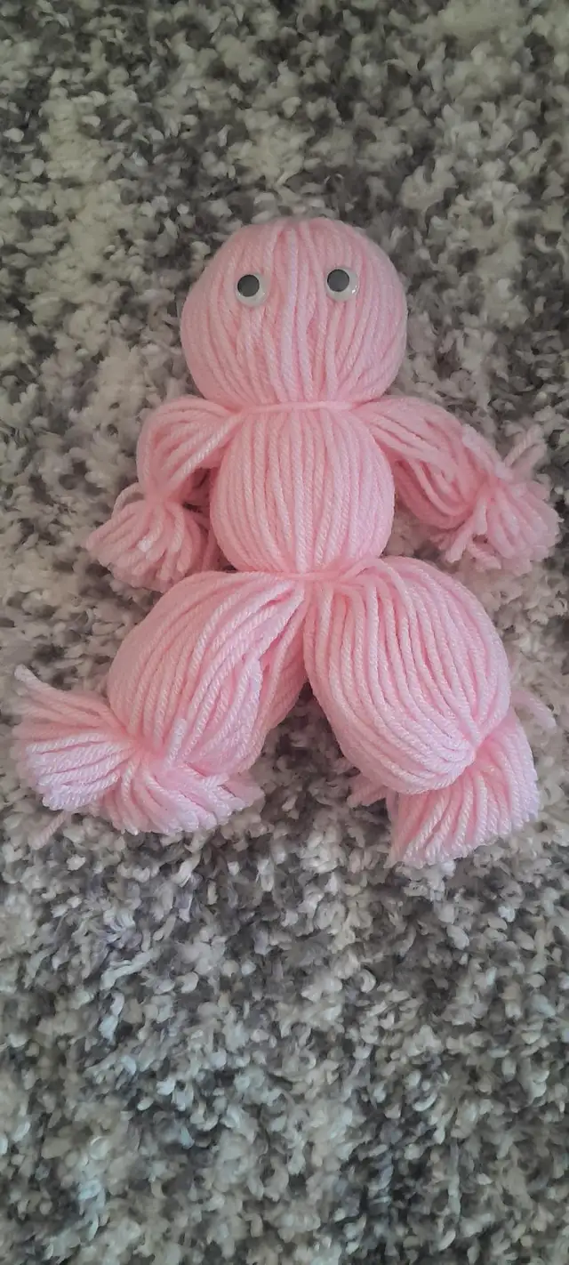 Handmade Yarn Dolls in Toys in Windsor Region - Image 3