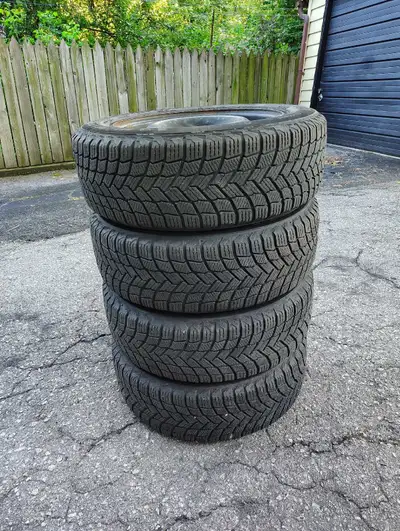 5x114,3mm. Center bore 67,1mm. Fits Mazda, Hyundai, Kia, etc ... Yonge and Lawrence area in Toronto.