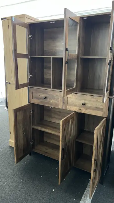 Brand new in boxes Heavy duty metal frame Weight capacity 400 lbs Contact Coco@6475028068 to get you...