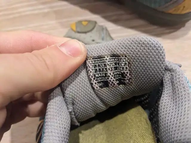 Keen Shoes trail running femme 7.5 in Men's Shoes in City of Montréal - Image 4