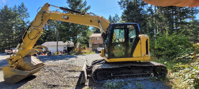 2023 Cat 315 GC Excavator. LOW HOURS 200HRS. in Heavy Equipment in Victoria