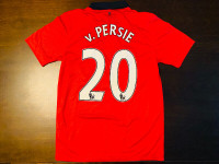 2013-2014 Manchester United Soccer Jersey - Robin van Persie - M