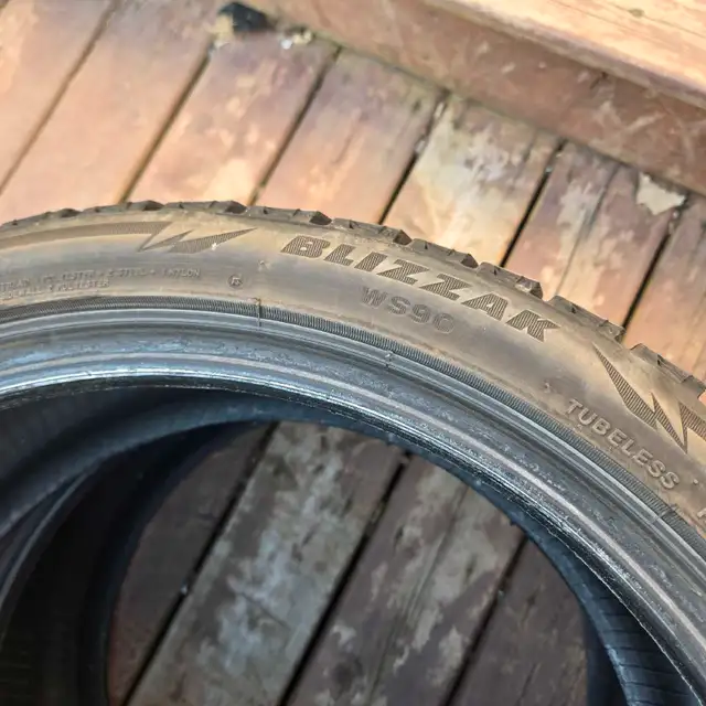225/40 R18 bridgestone blizzak ws90 winter tires in Tires & Rims in St. John's - Image 4