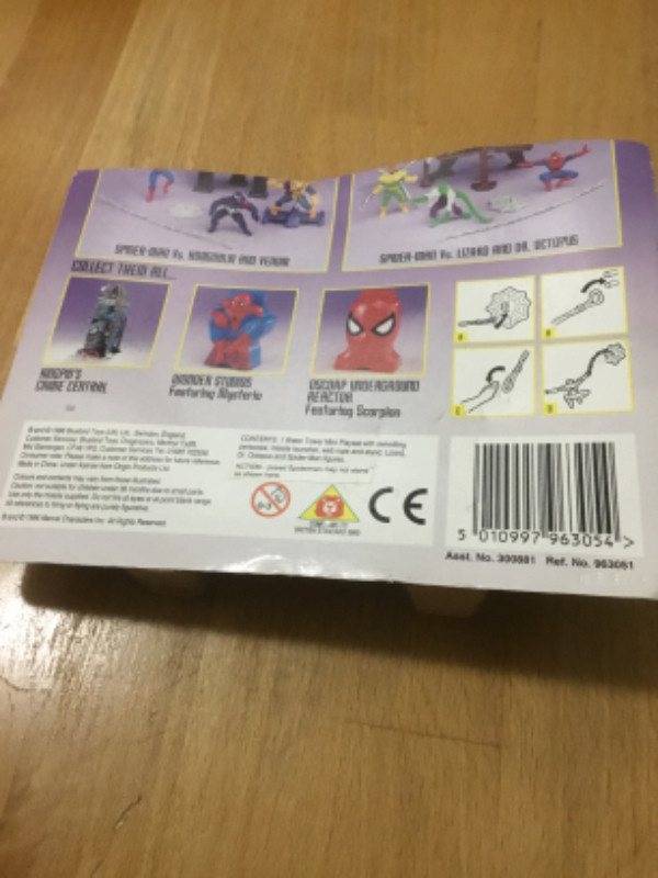 MARVEL COMICS SPIDER-MAN AND LIZARD AND DR. OCTOPUS MINI FIGURE in Arts & Collectibles in Markham / York Region - Image 2