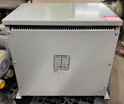 Electric Power - 35 kVA 3-Phase Isolation Transformer Model 35K5S6C3T1 Primary Voltage: 600V Seconda...