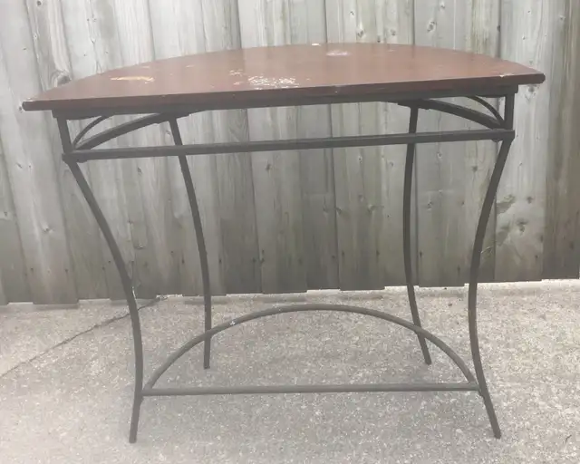Half Circle Wood Top Hallway Table! in Other Tables in City of Toronto - Image 5
