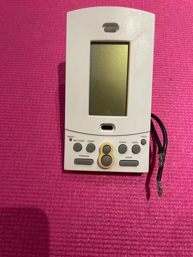 Thermostat NOMA in Heating, Cooling & Air in City of Montréal - Image 2