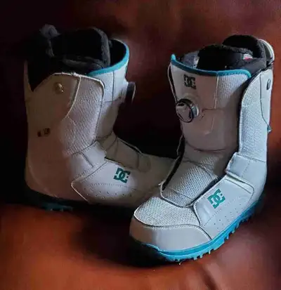 Womens DC BOA Snowboard Boots Size 8.5Like new, View more