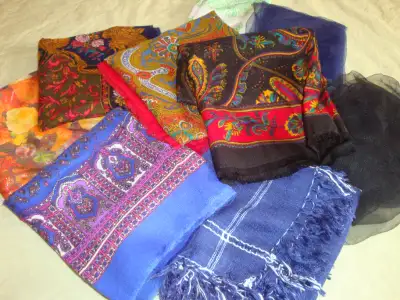 VARIOUS FASHION SCARVES FOR $5.00 EACH P/U QUEENSLAND SE, View more