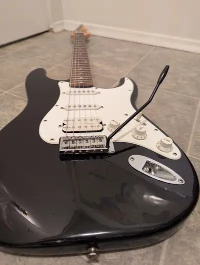 Fender Starcaster 2004 Arrow Head Six String Electric Guitar 40", View more