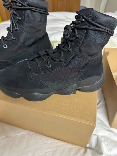 Yeezy 500 - Utility Black - size 9.5 - ($500), View more