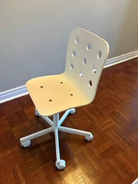 IKEA Jules Child/Junior Desk Chair (white)
