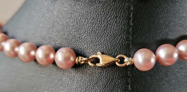 10k Yellow Gold 23" Genuine Single Strand Pink Pearl Necklace  in Jewellery & Watches in Oshawa / Durham Region - Image 4