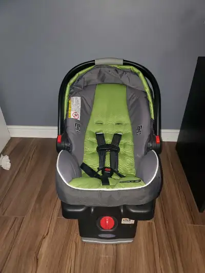 Graco Car Seat For Sale In Good Condition $30, View more