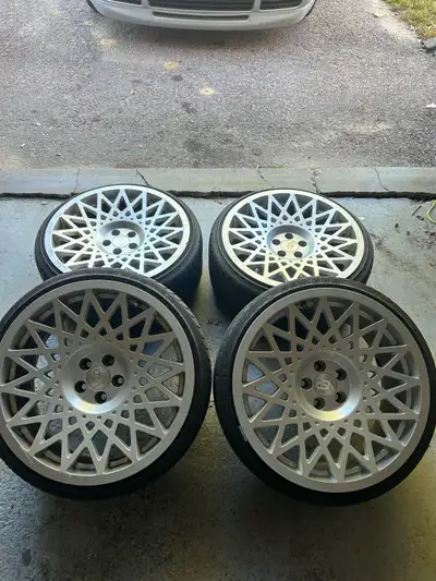 5x100 VSP Type 1 18x9 Tires are SHOT Rims are in good shape $650