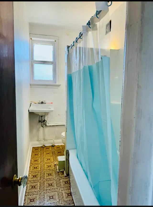 One bedroom apartment in South Etobicoke | Long Term Rentals ...