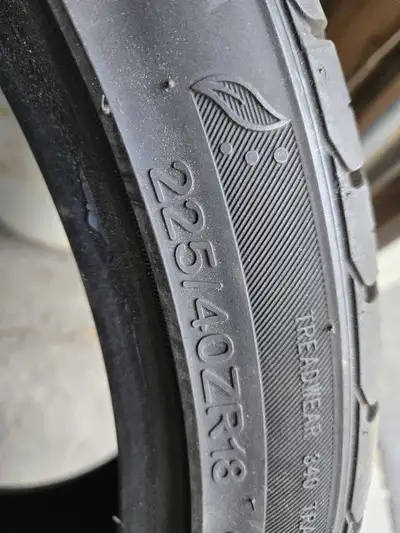 Selling one Veloza ZXV4 All Season tire, size 225/40ZR18. This tire is in used condition, but still...