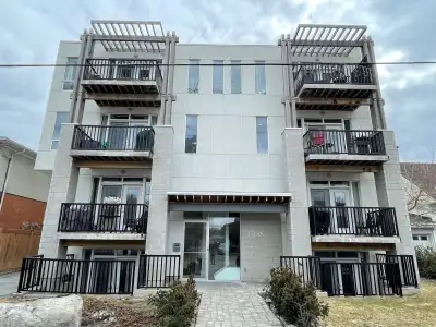 Bright pet friendly 2 Bdr Condo/ Carling/ Westboro/417