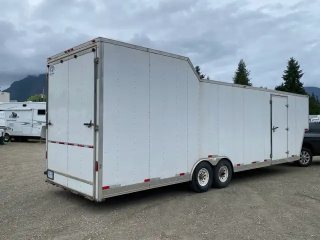 Gooseneck enclosed trailer for sale in Cargo & Utility Trailers in Kamloops - Image 8