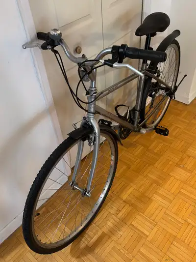 Trek 700 Multitrack Hybrid Bike, View more