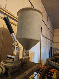 Concrete/Grout Vibrator and Pump