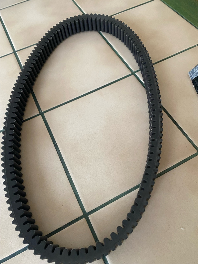 2018-2024 Arctic Cat snowmobile drive belt part # 0627–111  in Snowmobiles Parts, Trailers & Accessories in Windsor Region - Image 3