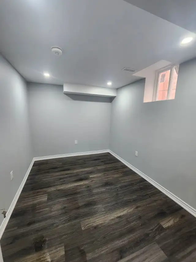 2 bedroom basement near Castlemore and Gore63838172329731122
