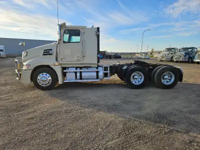 Heavy spec Western Stars 5700. DD 16, 600hp, DT12 heavy spec auto trans with Performance Package. 13...