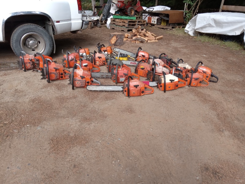 SEVERAL Husqvarna Chainsaws Power Tools Cowichan Valley / Duncan