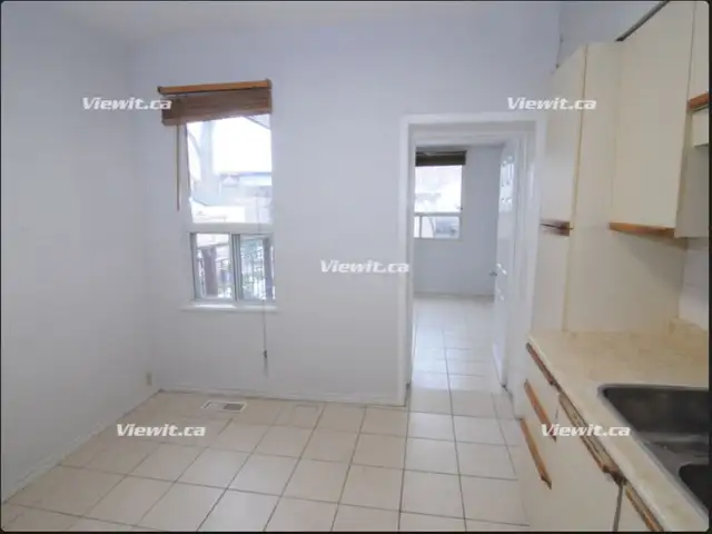 Riverdale area two bedroom for rent in Long Term Rentals in City of Toronto - Image 13