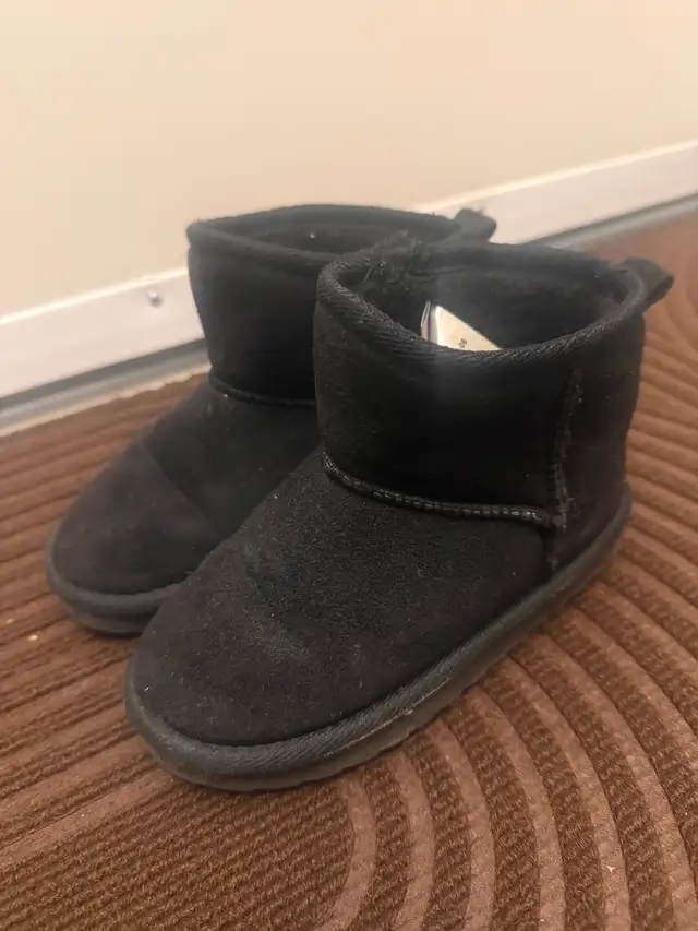 Kids Boots Size 11