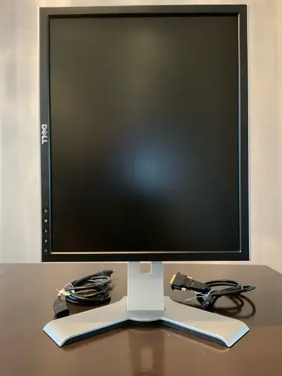 Dell 19 inch monitor 1907fcp, View more
