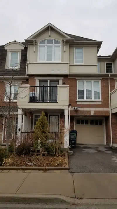 Bright and spacious 1,500 sq ft, 3-bedroom, 2-bath in a quiet, family-friendly neighborhood—10-minut...