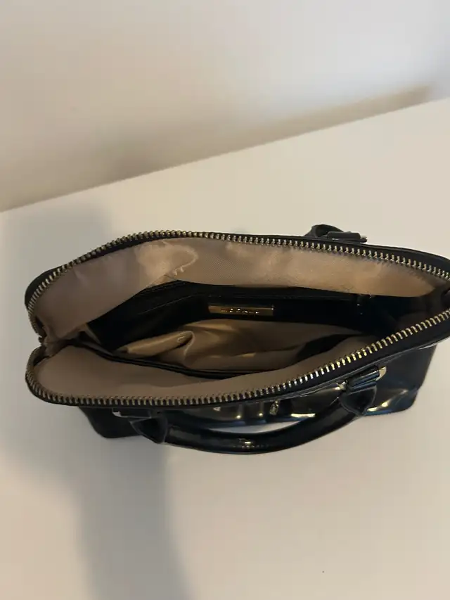 Modalu small leather purse- made in England in Women's - Bags & Wallets in Barrie - Image 5