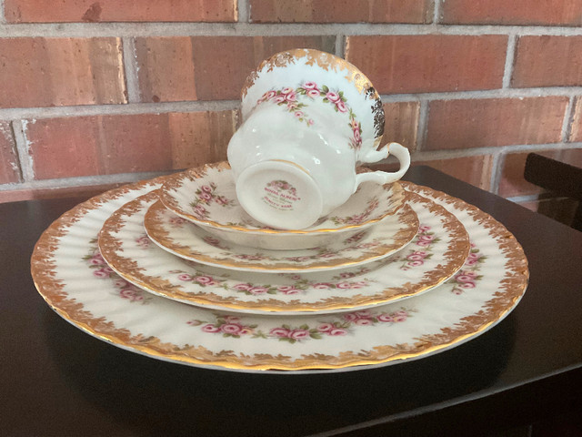 Royal Albert Dimity Rose China in Arts & Collectibles in Charlottetown - Image 4